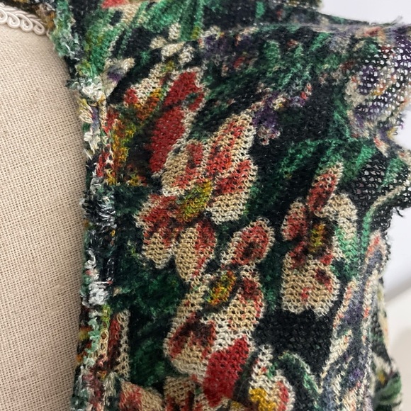 Free People Rudi Ruffle Blouse Top in Night Garden Large Floral Multicolour Crop - Picture 11 of 14